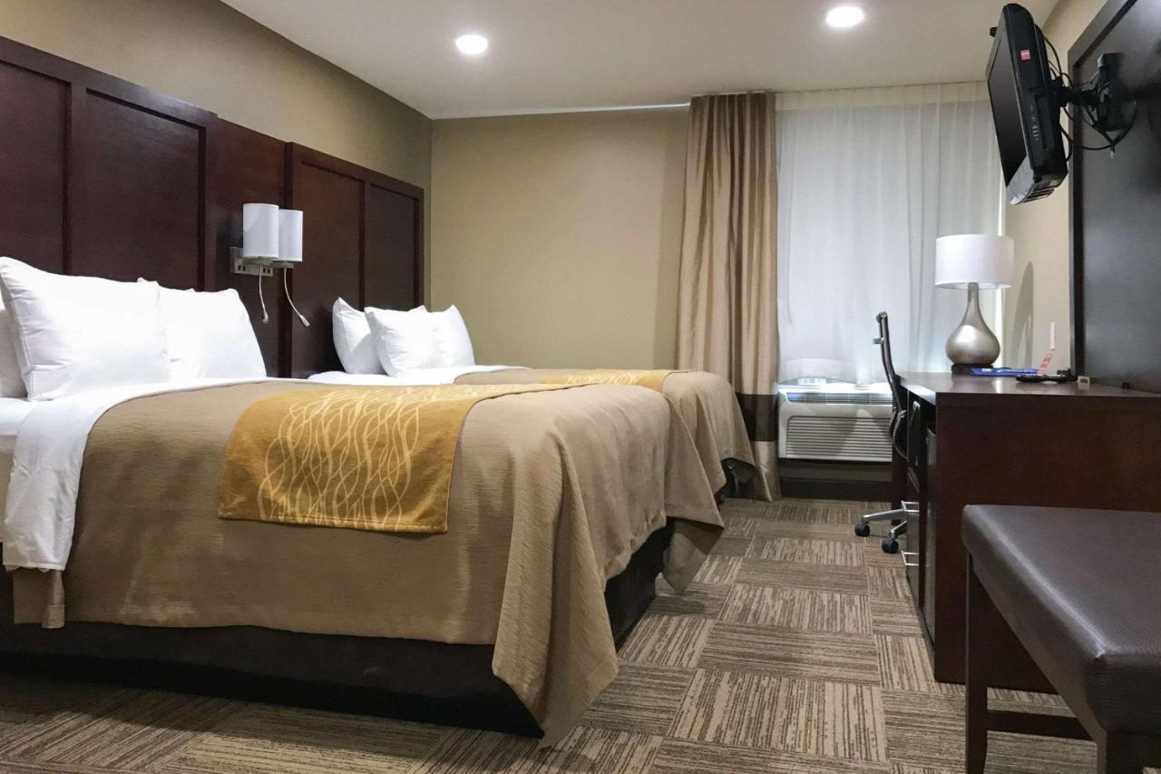Giles Hotel Inn And Suites Pulaski Bagian luar foto