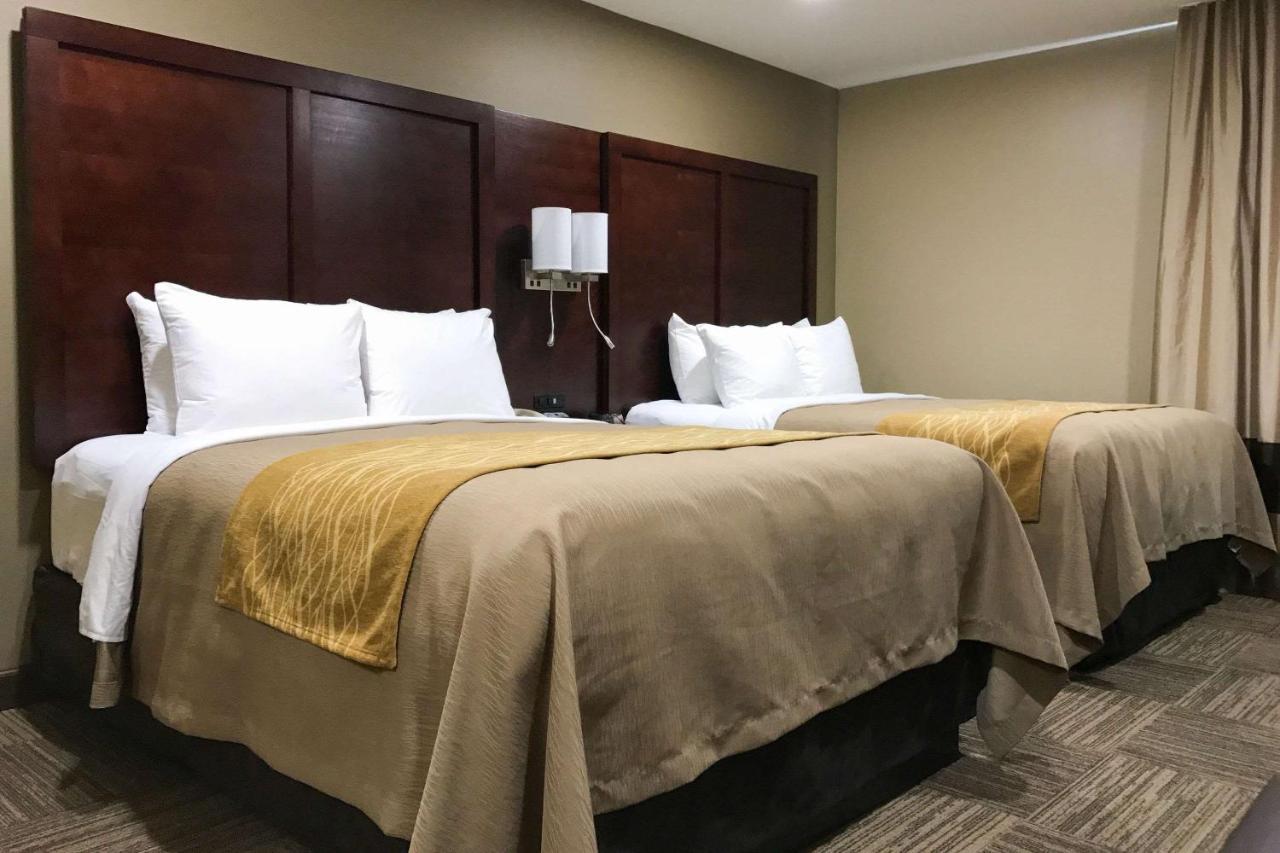 Giles Hotel Inn And Suites Pulaski Bagian luar foto