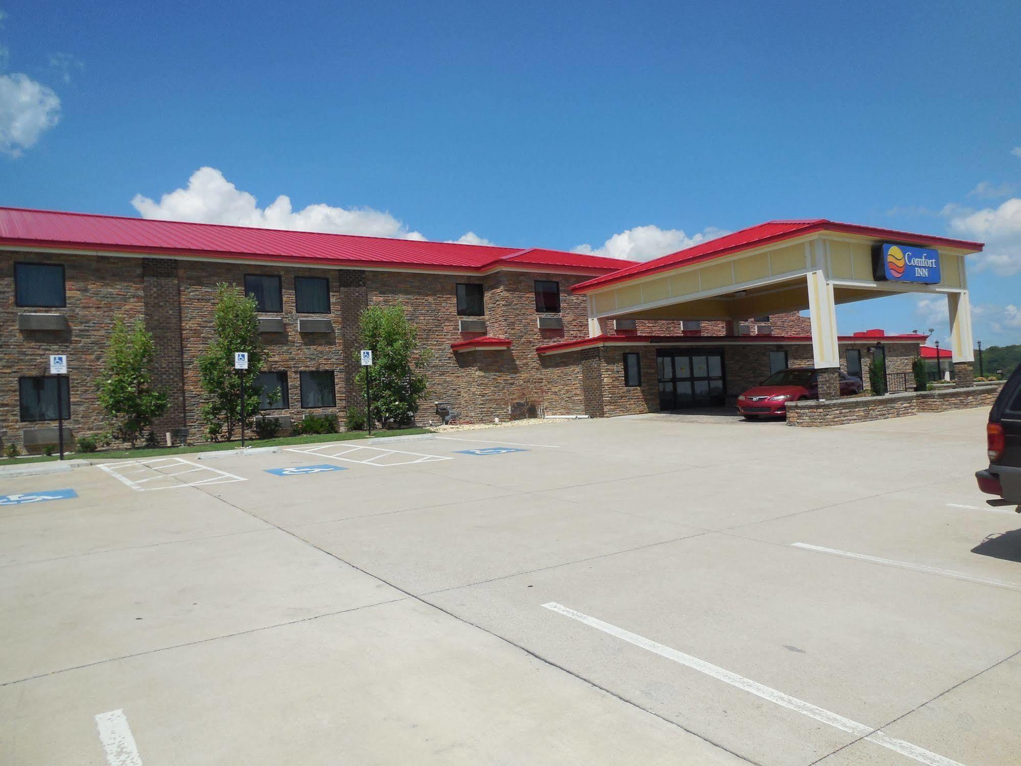 Giles Hotel Inn And Suites Pulaski Bagian luar foto