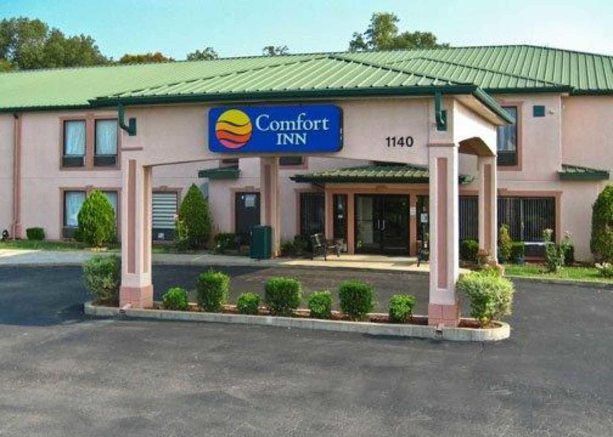 Giles Hotel Inn And Suites Pulaski Bagian luar foto